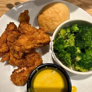 Chicken strips and Broccoli