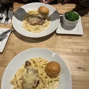 Chicken Fettuccine Alfredo Dinner