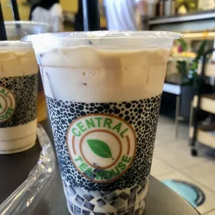 vanilla chai iced latte with coffee jelly