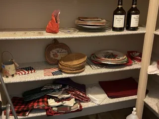 Merlin's Estate Sales and Liquidations