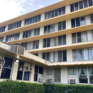 Gorgeous building from the 50's