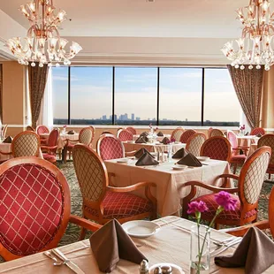 Skyline Dining Room
