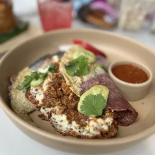 Quesdilla de queso al pastor