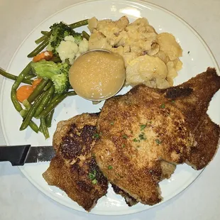 Pork chops with au gratin potatoes