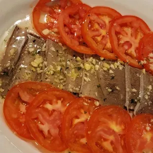 Basco combo: tomato and tongue