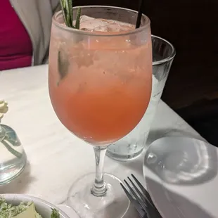 Grapefruit spritz
