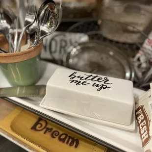 Butter dish