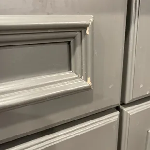 More chipping on a corner that is not used