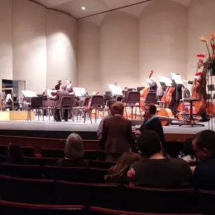 Wichita Symphony tuning up