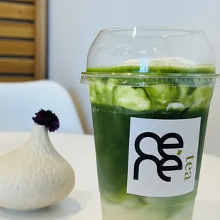 Matcha Einspanner Latte