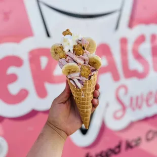 Fruity Berries - a blend of Fruity Pebbles, Strawberries and Blueberries topped with Bananas, Teddy Grahams, Honey and Whipped Cream
