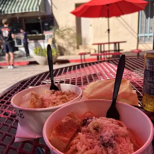 Bolognese and spaghetti carbonara