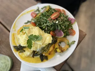 5 Points Market & Restaurant