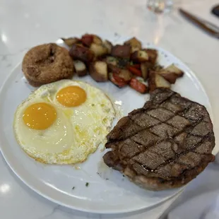 Steak and Eggs (Brunch)
