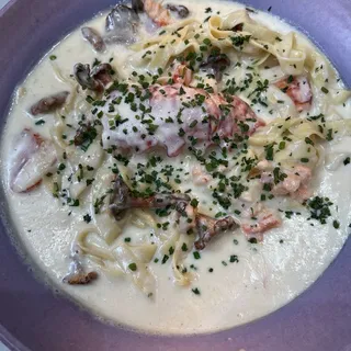 Lobster Fettuccine (L)