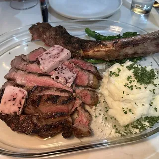 Tomahawk Steak (D)