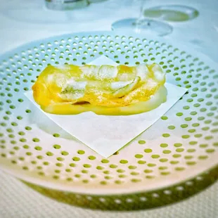 Kisu Weaved in a Potato Crisp