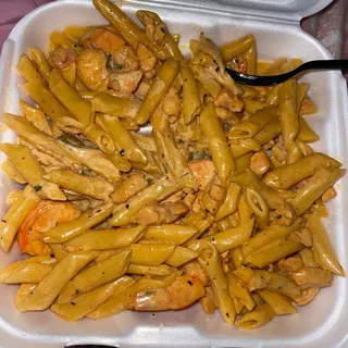 Chicken and Shrimp Cajun Pasta