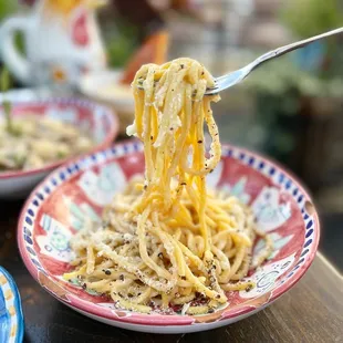 tonnarelli cacio e pepe