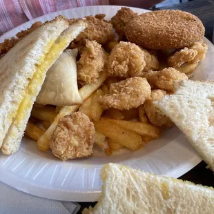 Fried Seafood Dinners