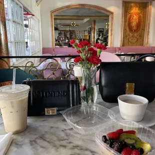 Coffee and fruit tart. Yummy!