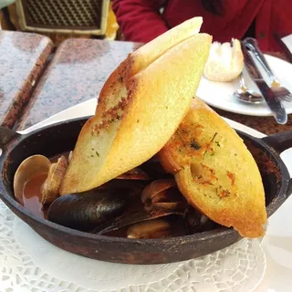 Steamed Mussels and Clams
