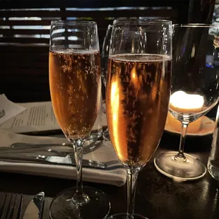 Sparkling Wine to start