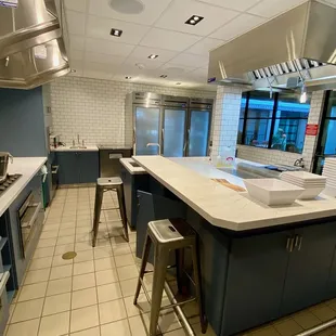 Cetrella Teaching Kitchen view to Paseo and restaurant