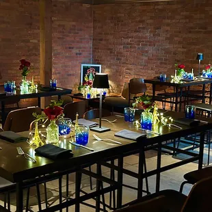 Cetrella Speakeasy below restaurant, dining table view