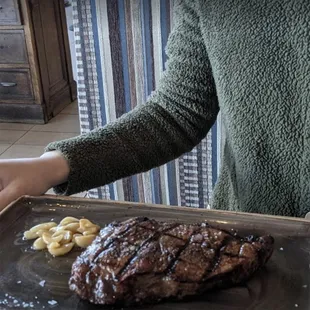 SIMPLY GRILLED ENTRÉES New York Steak california olive ranch arbequina extra virgin olive oil, maldon english sea salt flakes, pepper