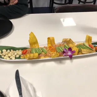 Ceviche mixto,