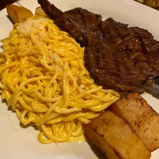 Churrasco with Spaghetti