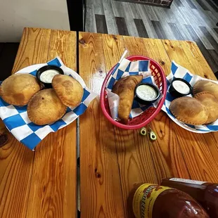 donuts, food, dough desserts