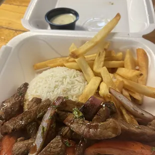 The garlic sauce goes so well with this