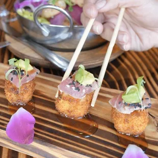 Elevate your lunch experience at Ceviches by Divino in the Upper East Side, where our special menu awaits you.