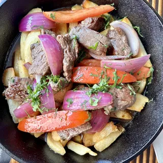 Lomo Saltado
