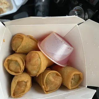 6 Vegetarian Egg Rolls