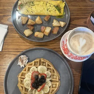 CAPRESSE OMELET