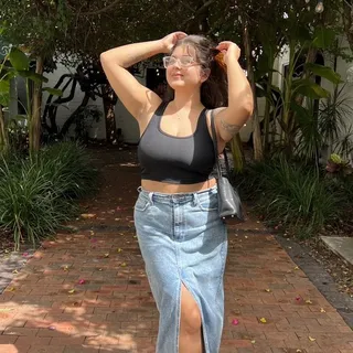 Lyndsey R.
