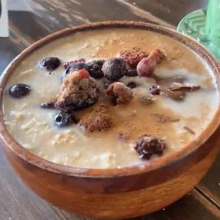 Banana Berry Oatmeal