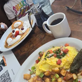 Steak omelet with house potatoes