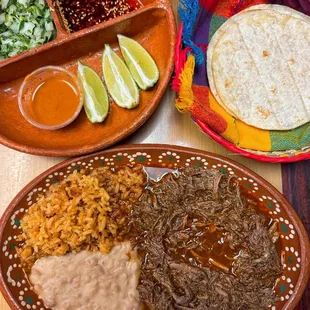 Birria de res.