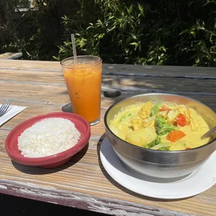 Yellow Curry Thai Ice Tea