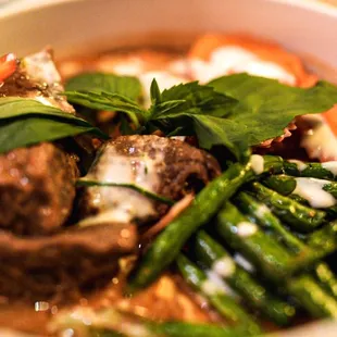 SP2. Pa Nang Tender Beef