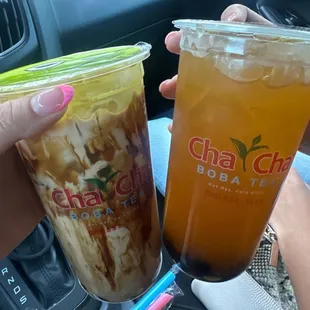 Tiger Sugar Milk tea w boba &amp; Passion fruit fruit tea w boba