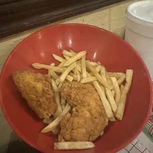 Kids Chicken Nuggets- one of the biggest bowl servings we have ever seen for a kid!