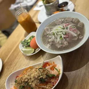 noodles, noodle soup, ramen, ramen and noodles, food, noodle dish