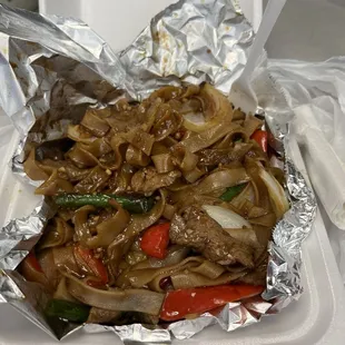 Drunken noodles with beef