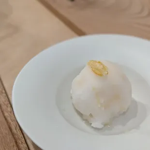 Yuzu gelato