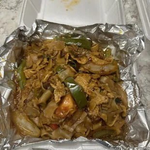 N22. DRUNKEN Noodles Pad Kee Meo-Dinner -3PD Chicken  Wide noodle  Pretty good, would get again